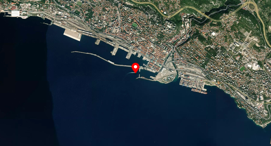 Port image