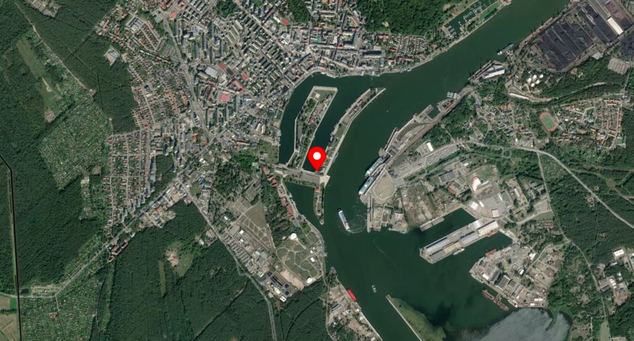 Port image