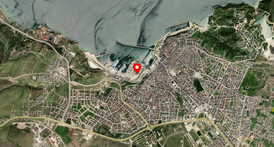 Port image