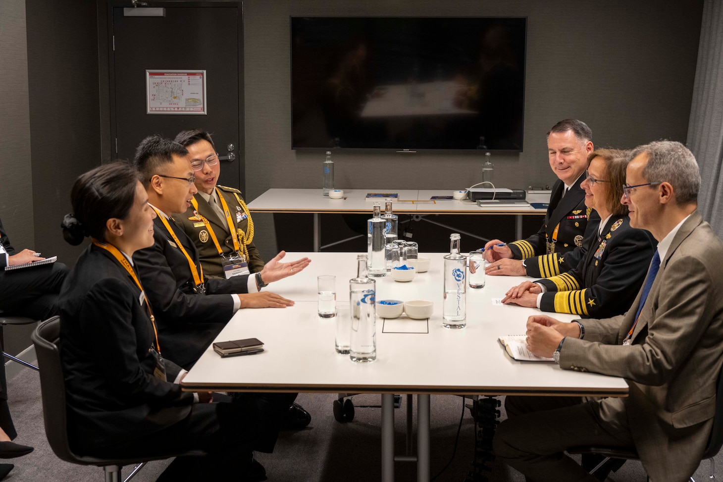 Readout of Chief of Naval Operations Adm. Lisa Franchetti’s Meeting with Republic of Singapore's Chief of Navy Rear Adm. Sean Wat