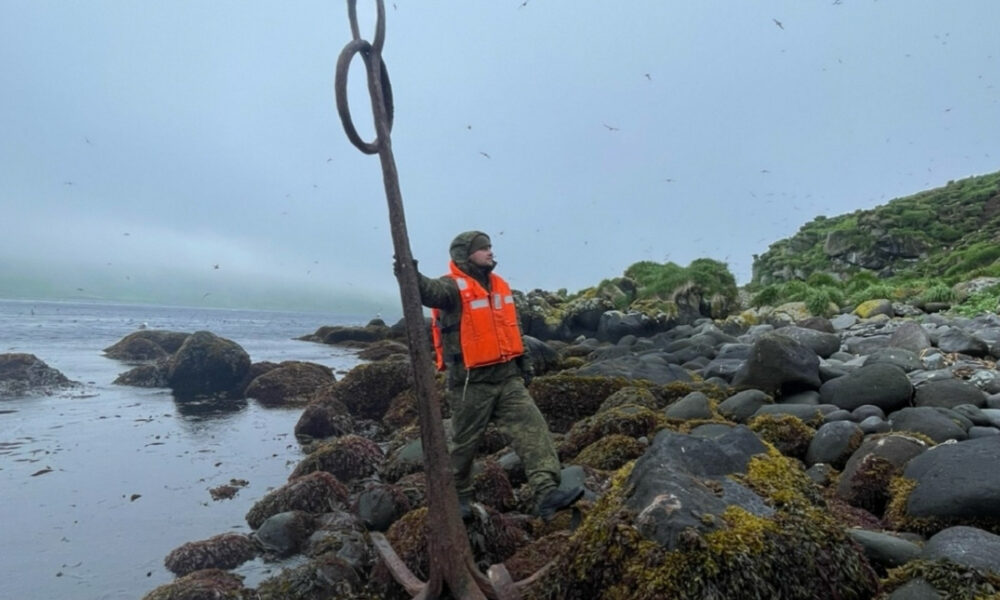 300-Year-Old Anchor to Kamchatka