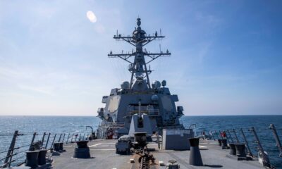 7th Fleet Destroyer Transits Taiwan Strait