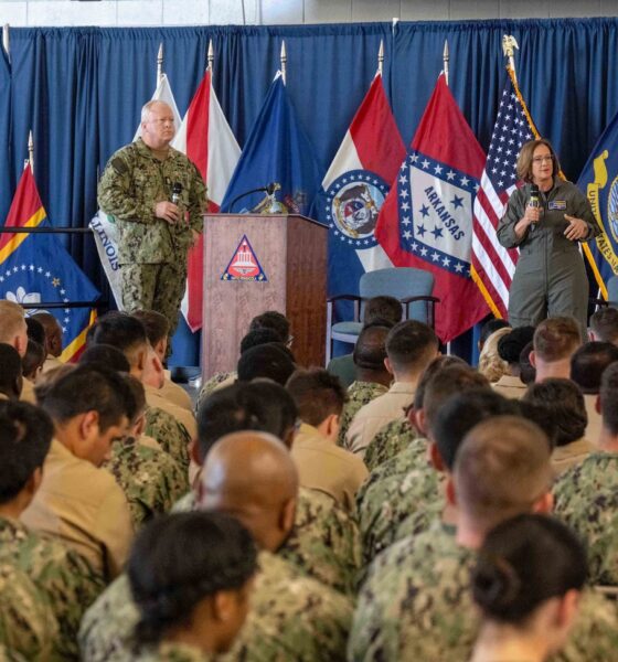 Chief of Naval Operations, Master Chief Petty Officer of Navy Visit Gulf Coast to Engage with Warfighters