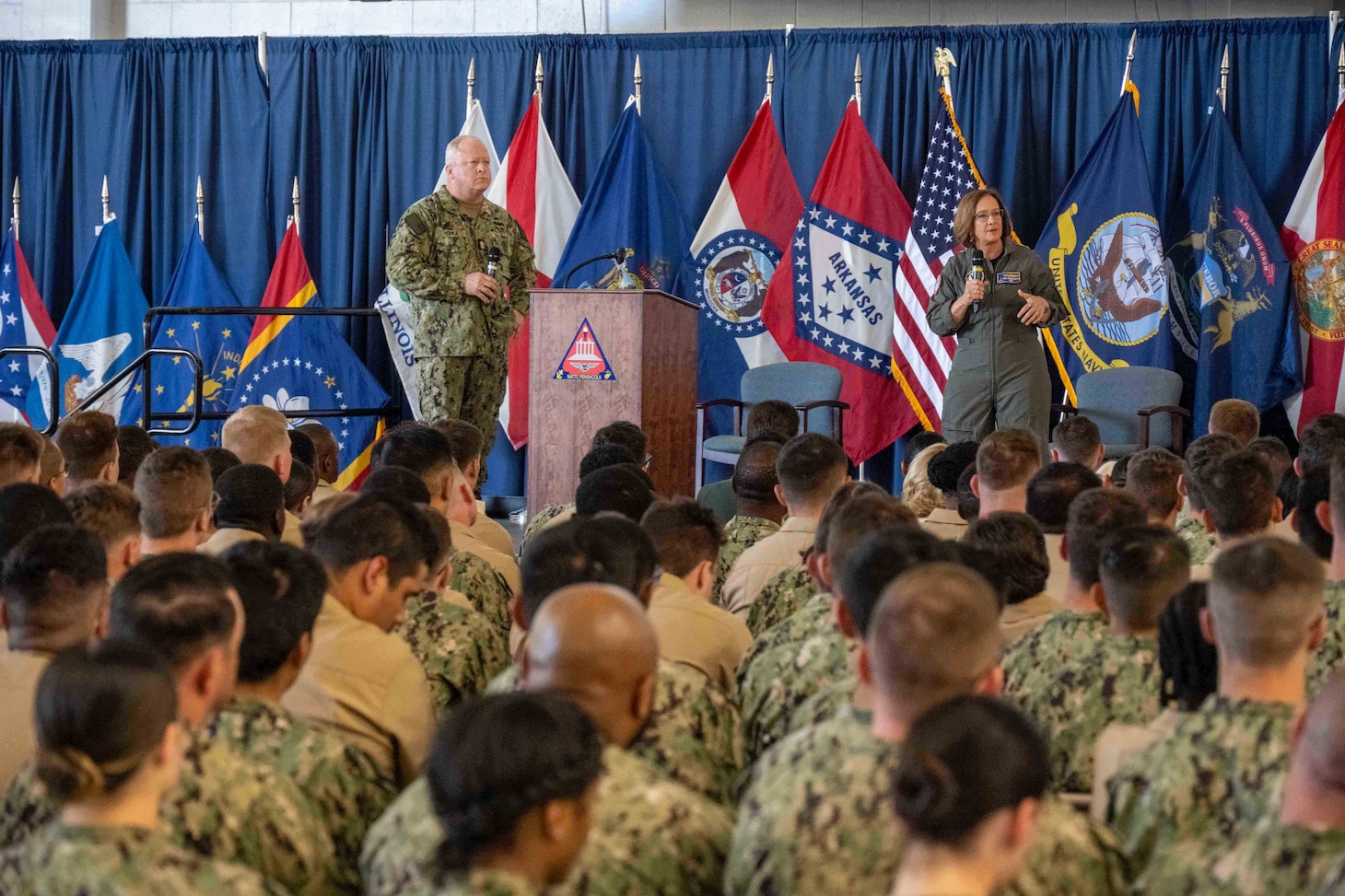 Chief of Naval Operations, Master Chief Petty Officer of Navy Visit Gulf Coast to Engage with Warfighters