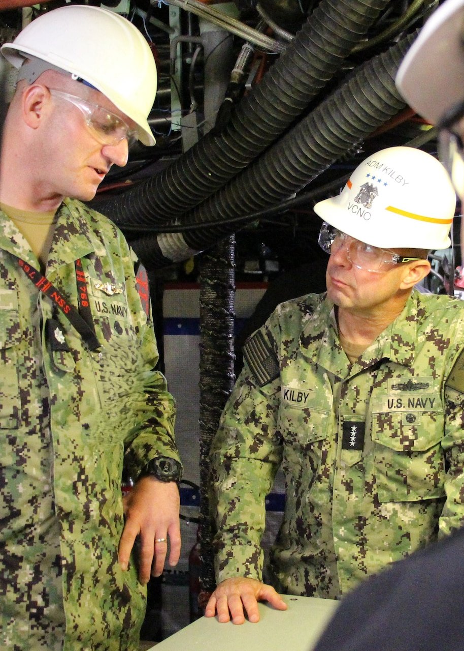 VCNO Visits Shipyards, Navy Leadership in Northeast Focused on Readiness